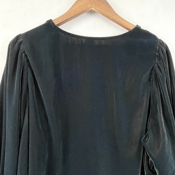 Old Navy Velvet Top Womens XXL Bishop Sleeve Soft‎ Goth Noir Witchy Going Out - Picture 3 of 13